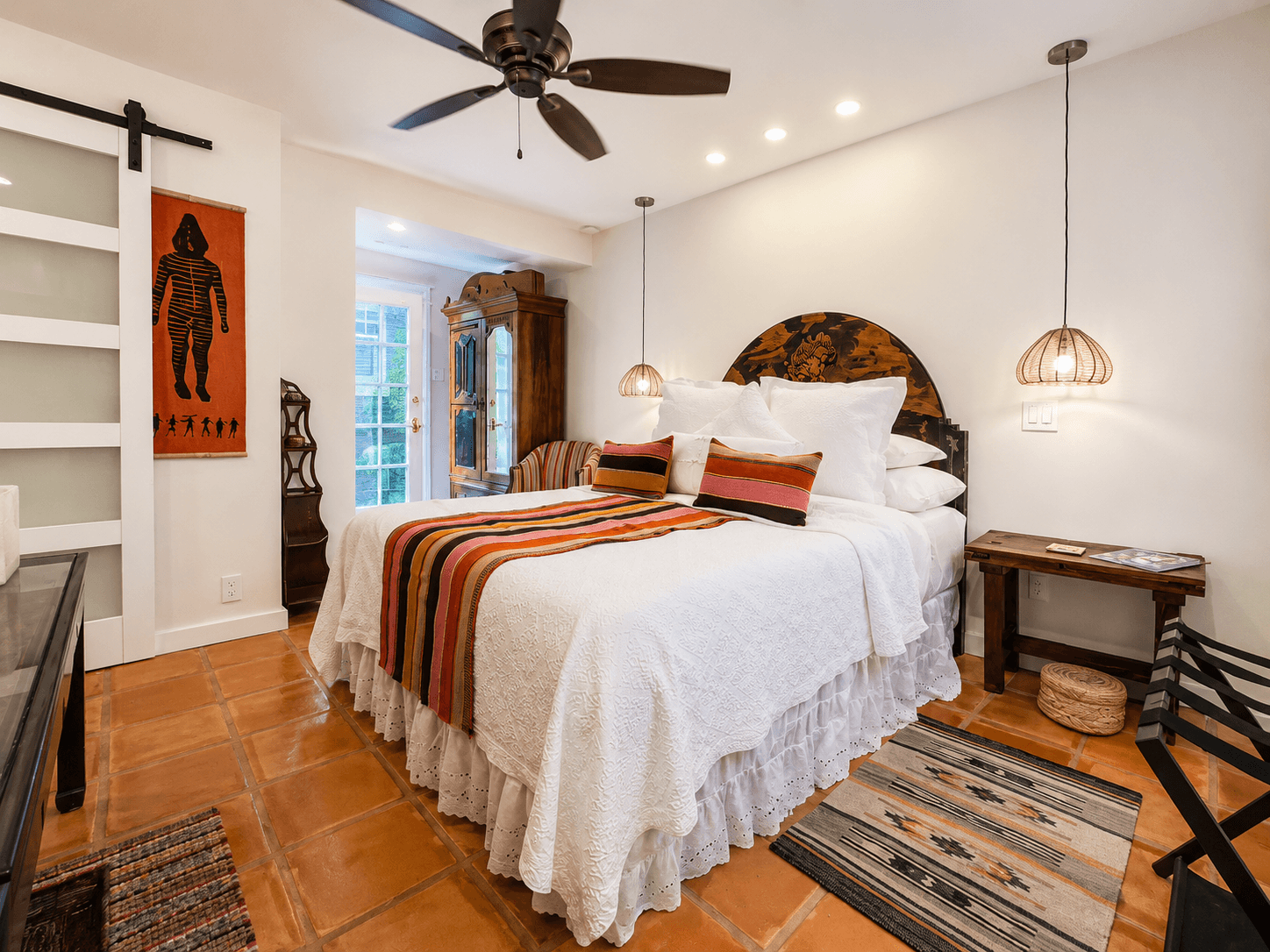 Room Queen Bed