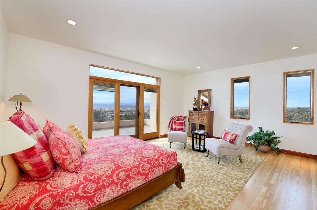 Suite 2